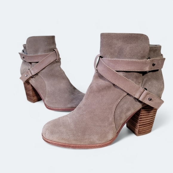 Gianni Bini Gray Taupe Suede Ankle Boots with stacked heels Size 9.5 - Picture 1 of 16